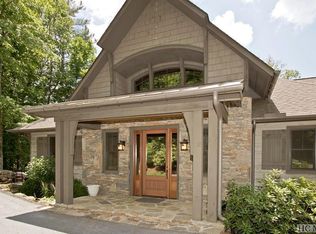 55 Lilium Ln, Cashiers, NC 28723