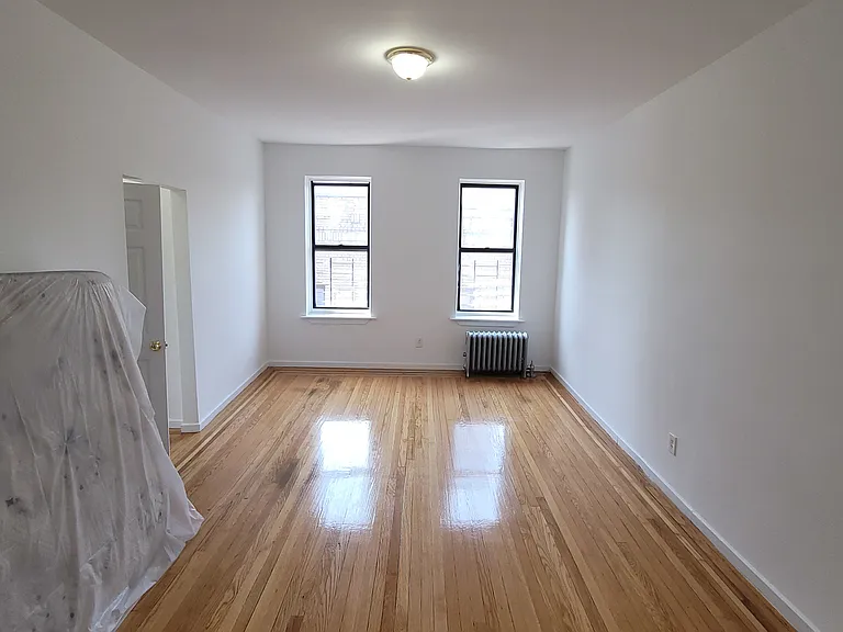 1425 University Ave #F6 — Photo 2