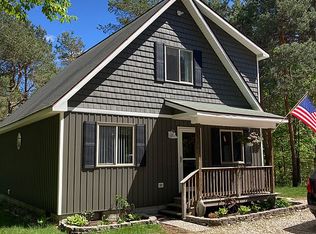 1136 Gitchegumee Dr, Buckley, MI