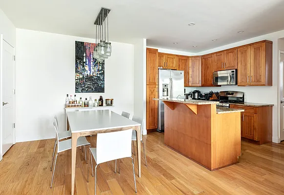 Rented by Compass | media 13