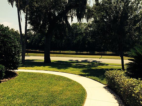 3rd image of 440 Clearwater Dr