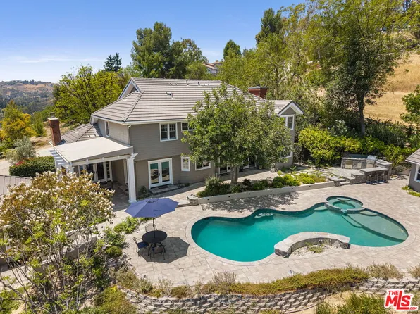 10 Holster Ln, Bell Canyon, CA 91307