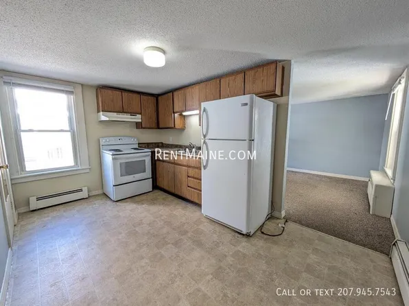 15 Elm St, Bangor, ME