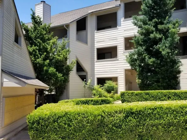 2500 Burleson Rd APT 215, Austin, TX 78741