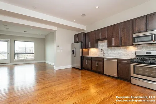 339 D St Photo 1