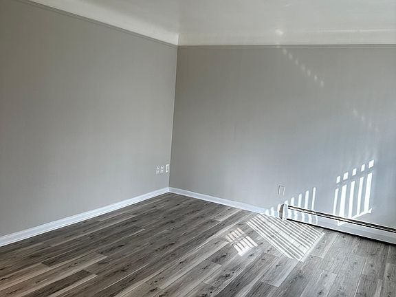5th image of 2709 Galpin Ave