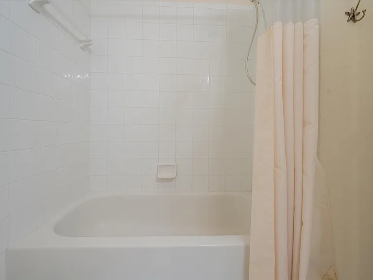 112 Lighthouse Cir #G — Photo 22
