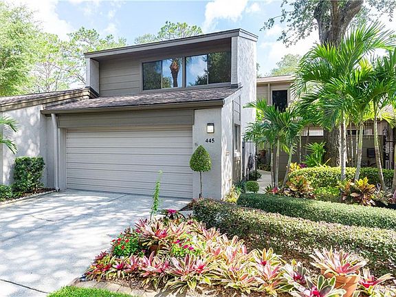 2nd image of 445 Meadowood Blvd