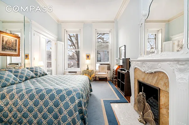 Rented by Compass | media 17