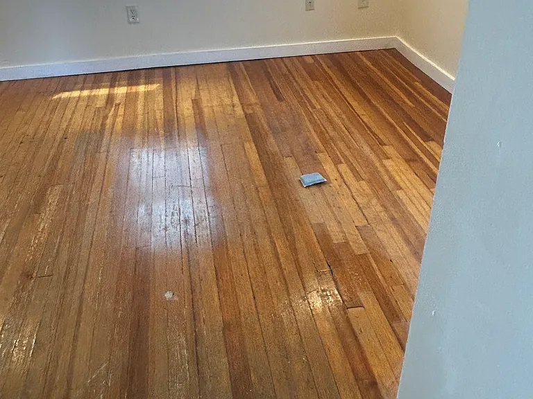 315 Exchange Ave — Photo 6