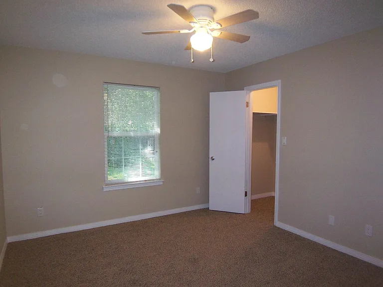 727 Valley Ridge Way — Photo 7
