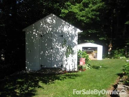 Storage shed/wood shed