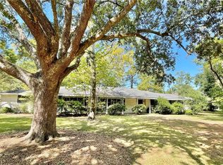 101 Golfview Ln, Covington, LA 70433