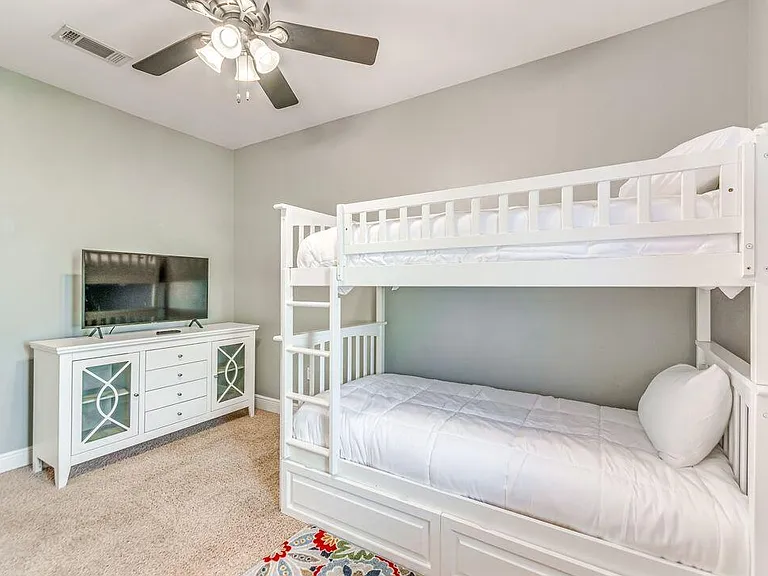 895 Solimar Way — Photo 16