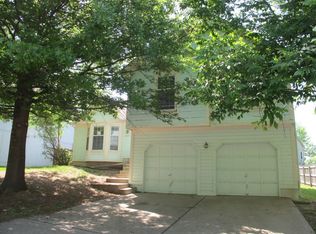 22015 W 47th Ter, Shawnee, KS 66226