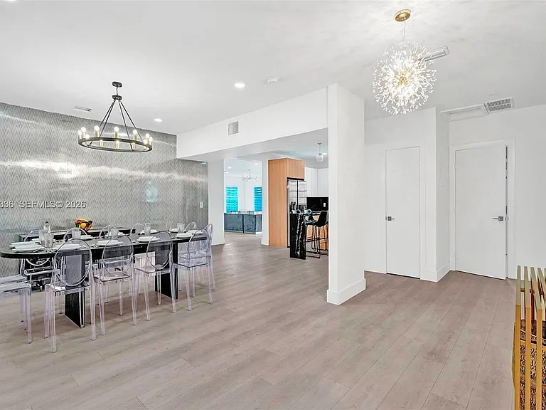 5440 NE 22nd Ave — Photo 41