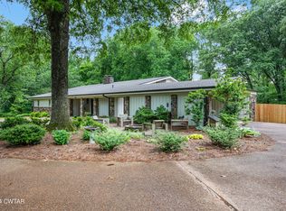 208 Candlewood Cv, Jackson, TN 38305
