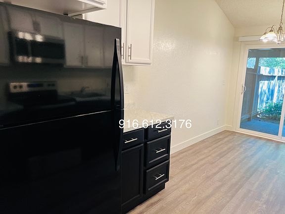 4th image of 2821 Pepper Oaks Dr #2823