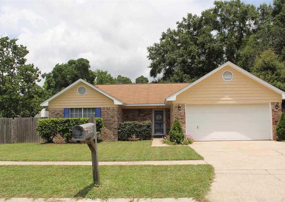1st image of 504 Quail Nest Ln