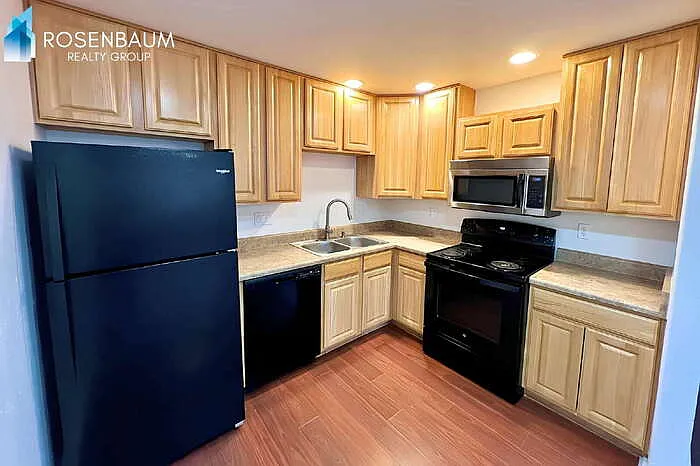 3136 N Winstel Blvd #1 — Photo 7