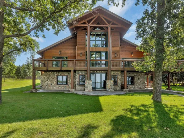 10687 Kimball Ave NW, Annandale, MN 55302
