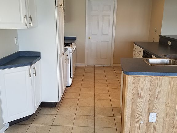 4th image of 27016 Washington Blvd