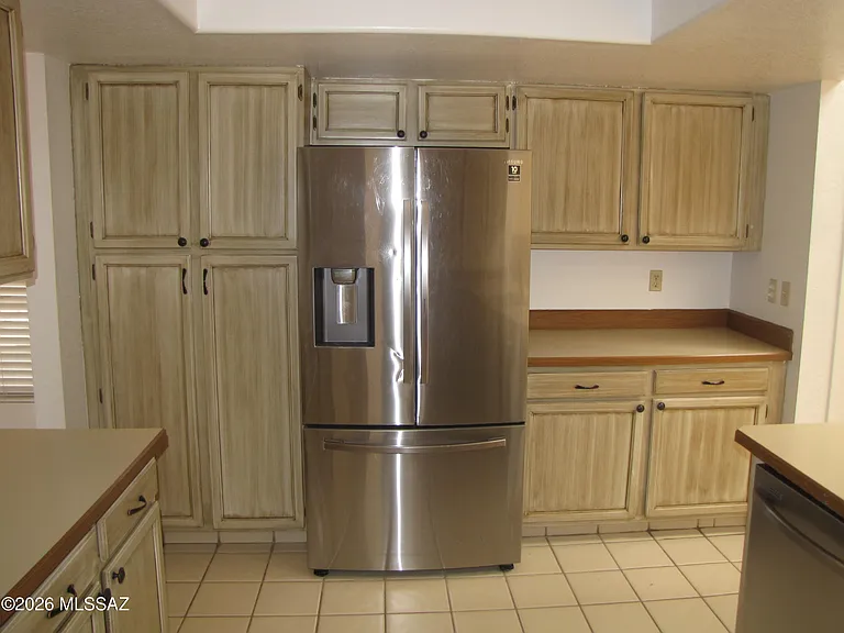 9946 E Leila Dr — Photo 3