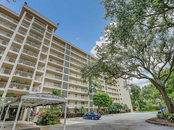 3rd image of 3520 Oaks Way APT 205