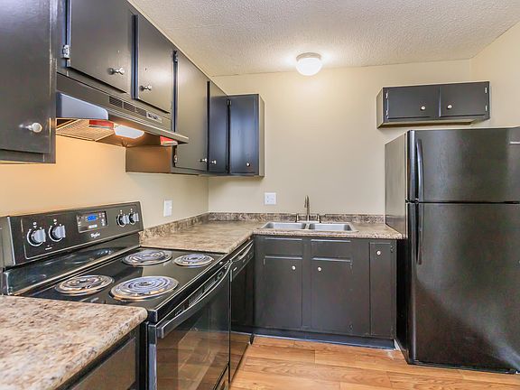 4th image of 6320 Hixson Pike #108