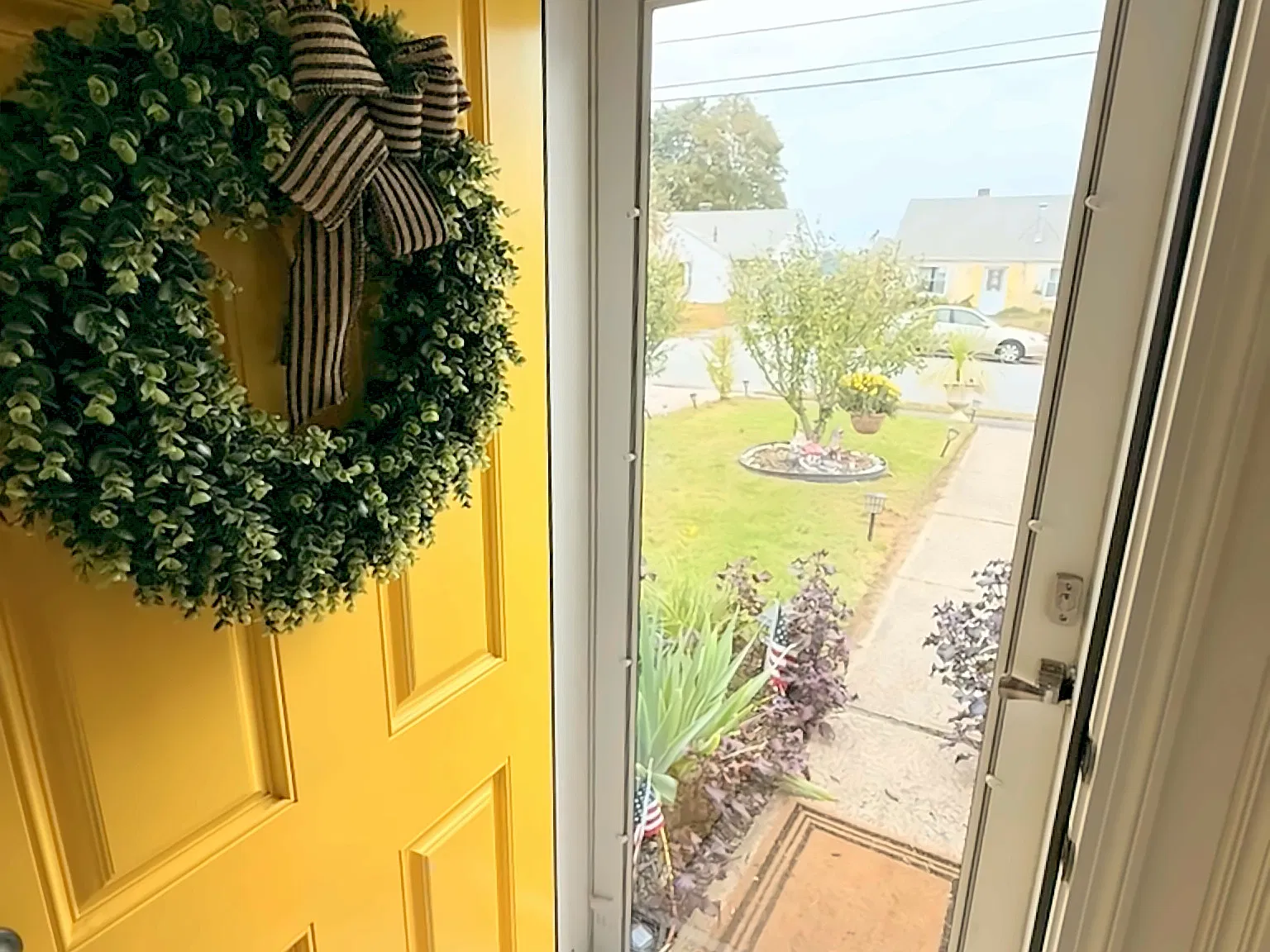3 bed, 1450 sqft, $3,100 — Photo 2