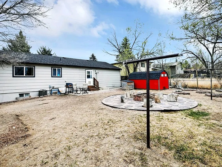 341 Longfellow Dr — Photo 20