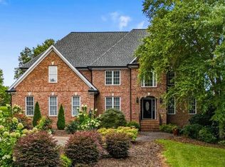 5705 Fox Hound Dr, Oak Ridge, NC 27310