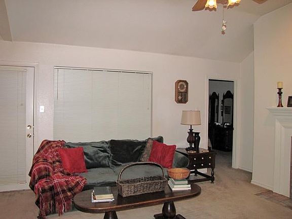 3rd image of 1311 Park Center St