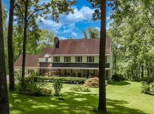 371 Oysterdale Rd, Boyertown, PA 19512