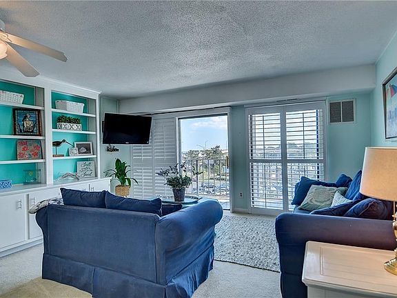 3rd image of 500 Pacific Ave APT 405