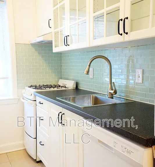 311 Domer Ave #101 — Photo 1
