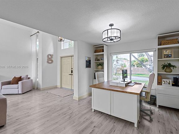 5th image of 2590 Rampart Way