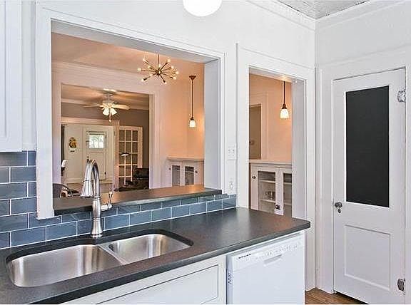 4th image of 304 S Waddill St