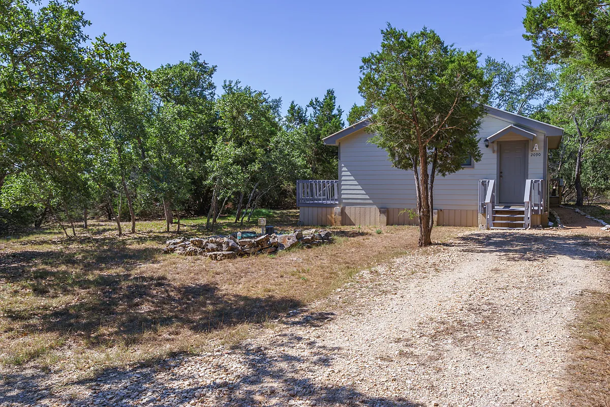 Building Photo - 2090 Dara Ln #A