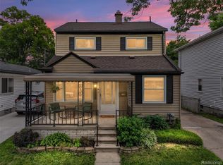 27120 Lenox Ave, Madison Heights, MI 48071