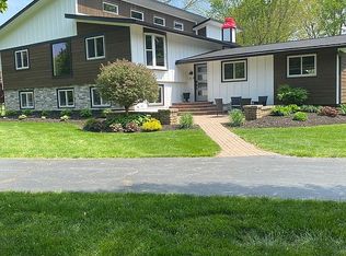 37 Point Ln, Arcadia, IN 46030