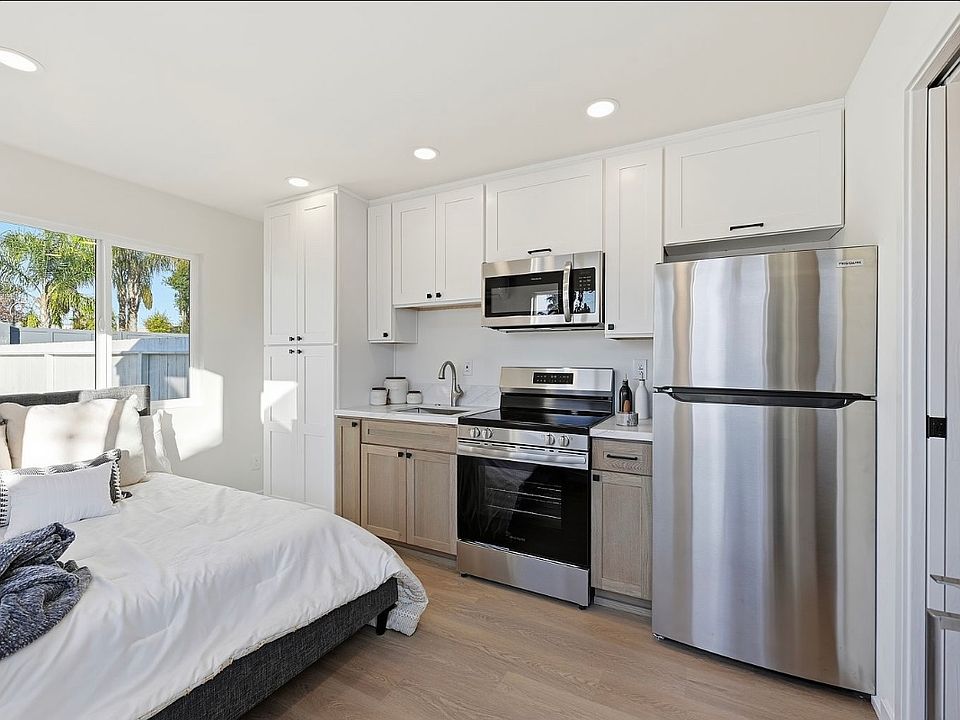 1st image of 4416 40th St #4418