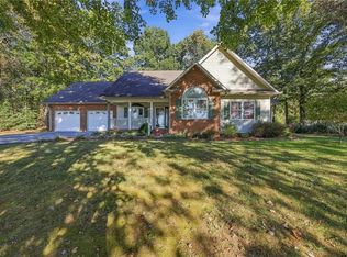 2765 Airport Rd, North Wilkesboro, NC 28659