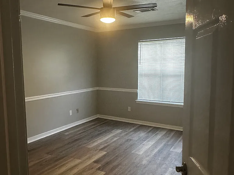 5571 Tiki Ln — Photo 13