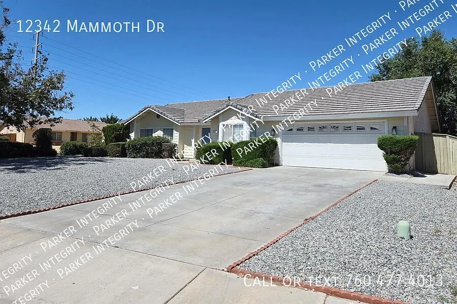 3 bed, 1794 sqft, $2,195 — Photo 2