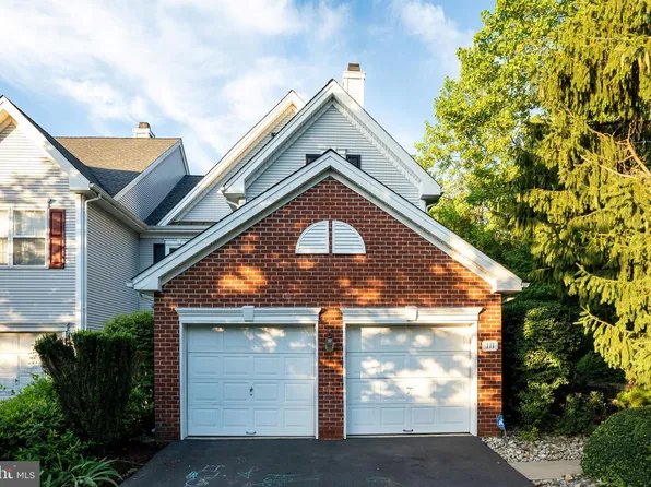 111 Kentshire Ct, Pennington, NJ 08534