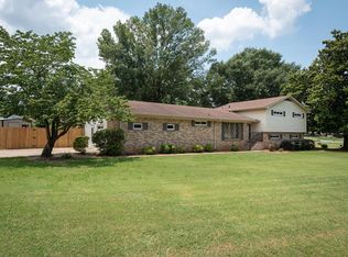 2016 Oak Dr, Muscle Shoals, AL 35661