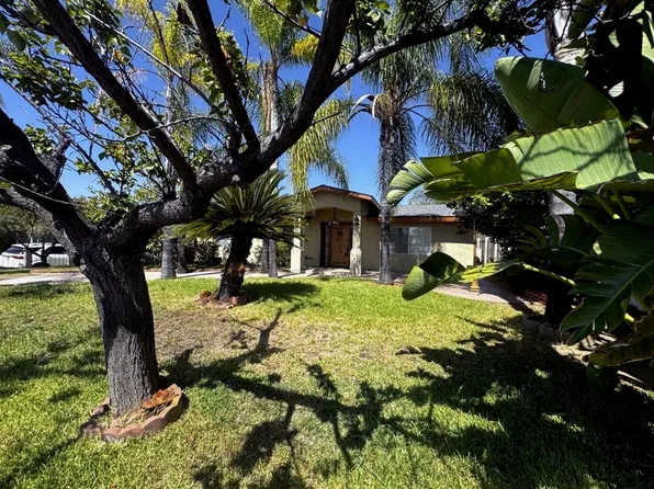 211 W Payson St, Glendora, CA 91740