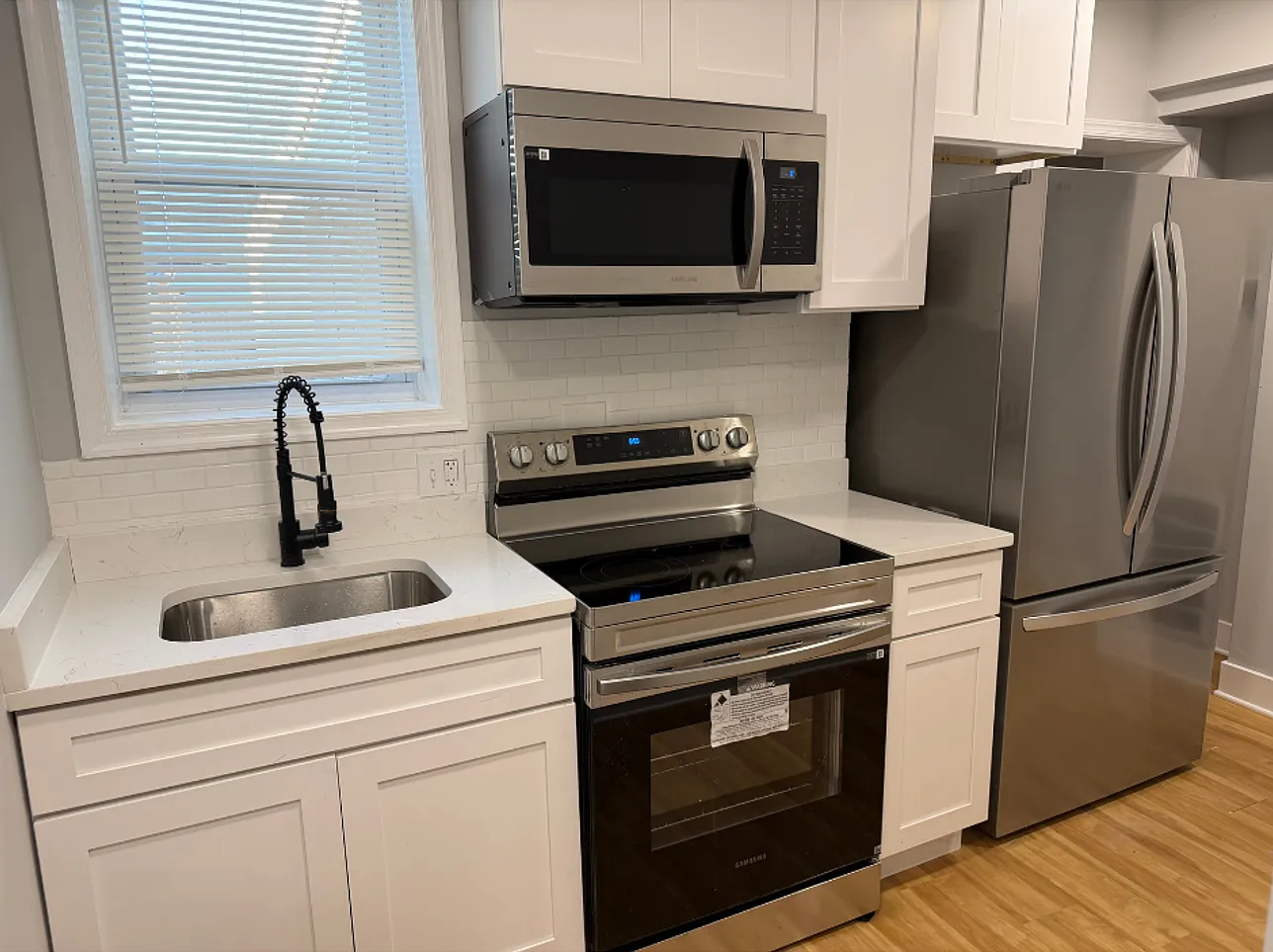 1628 Benhill Avenue $650 Available (Shared Bath) — Photo 3