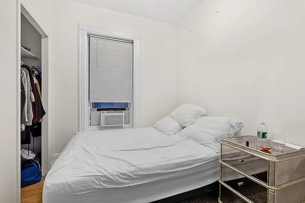 Rented by MNS | media 19